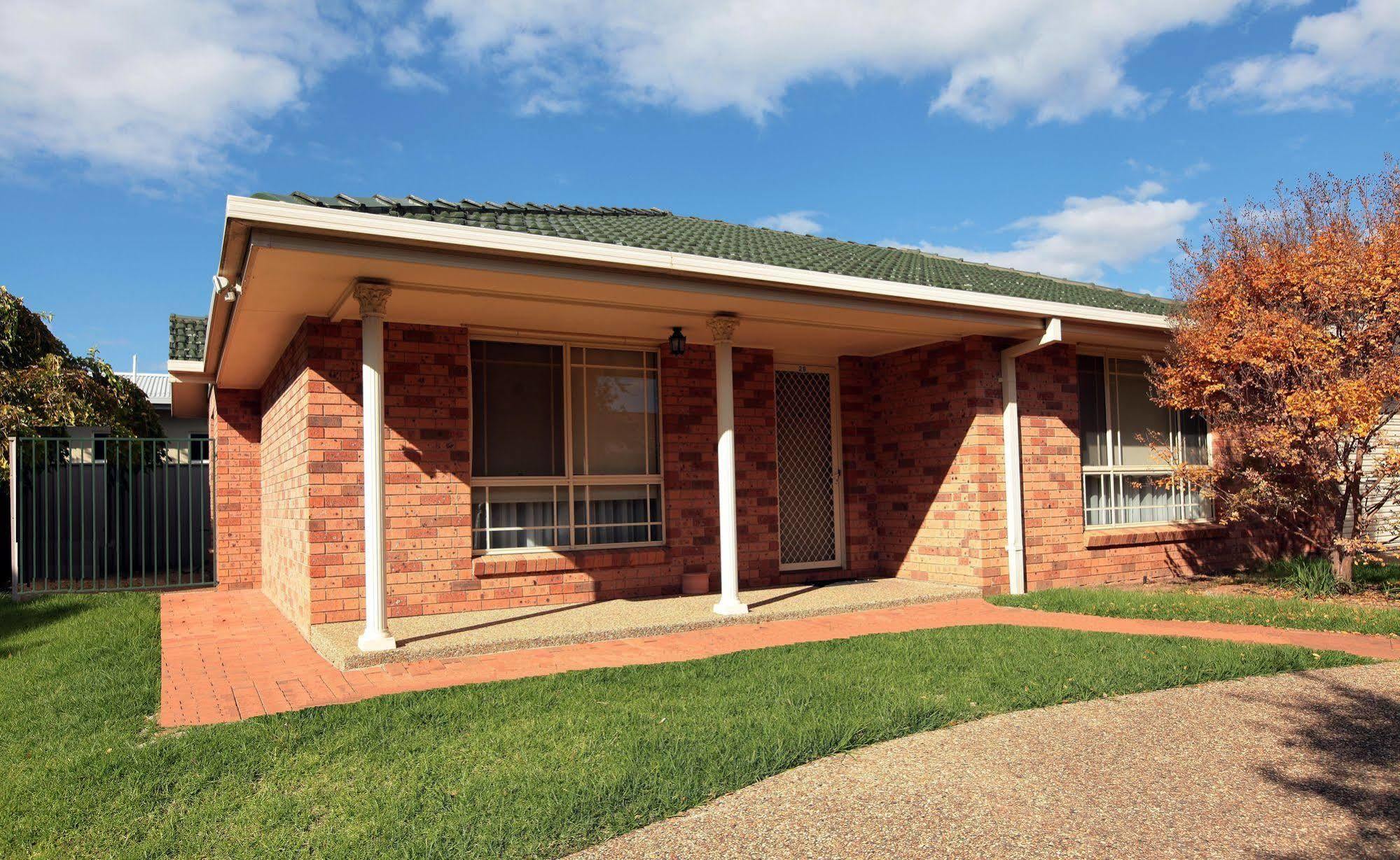 Best Western Ambassador Motor Inn & Apartments Wagga Wagga Kültér fotó