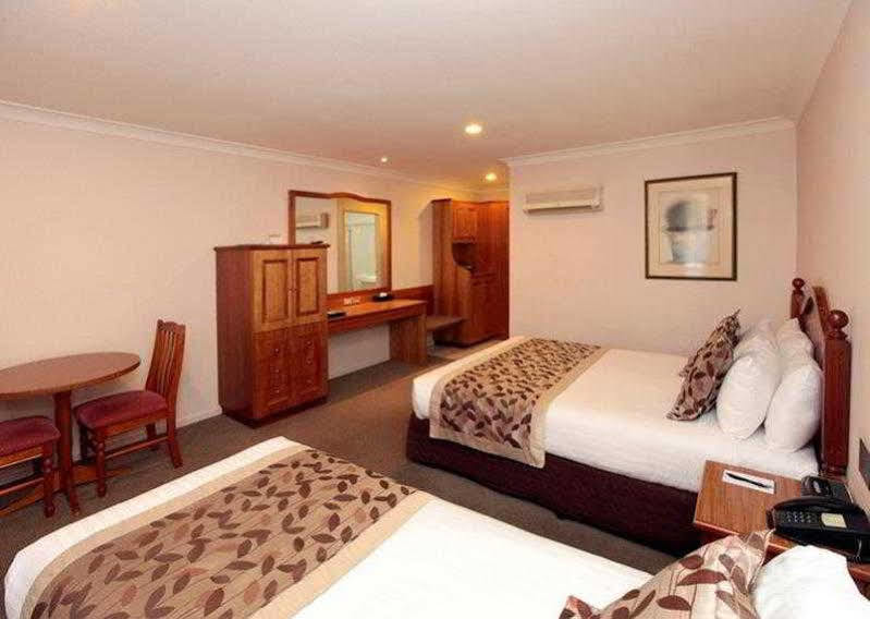 Best Western Ambassador Motor Inn & Apartments Wagga Wagga Kültér fotó
