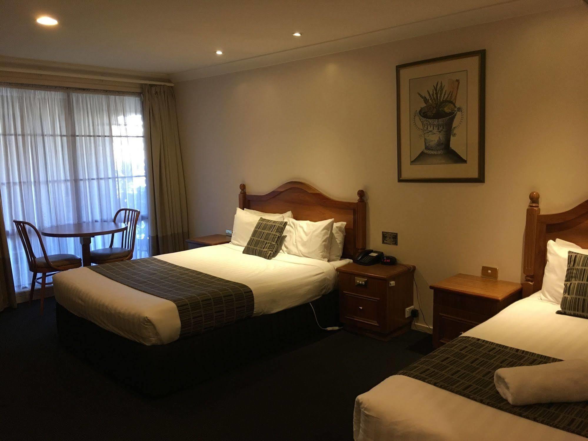 Best Western Ambassador Motor Inn & Apartments Wagga Wagga Kültér fotó