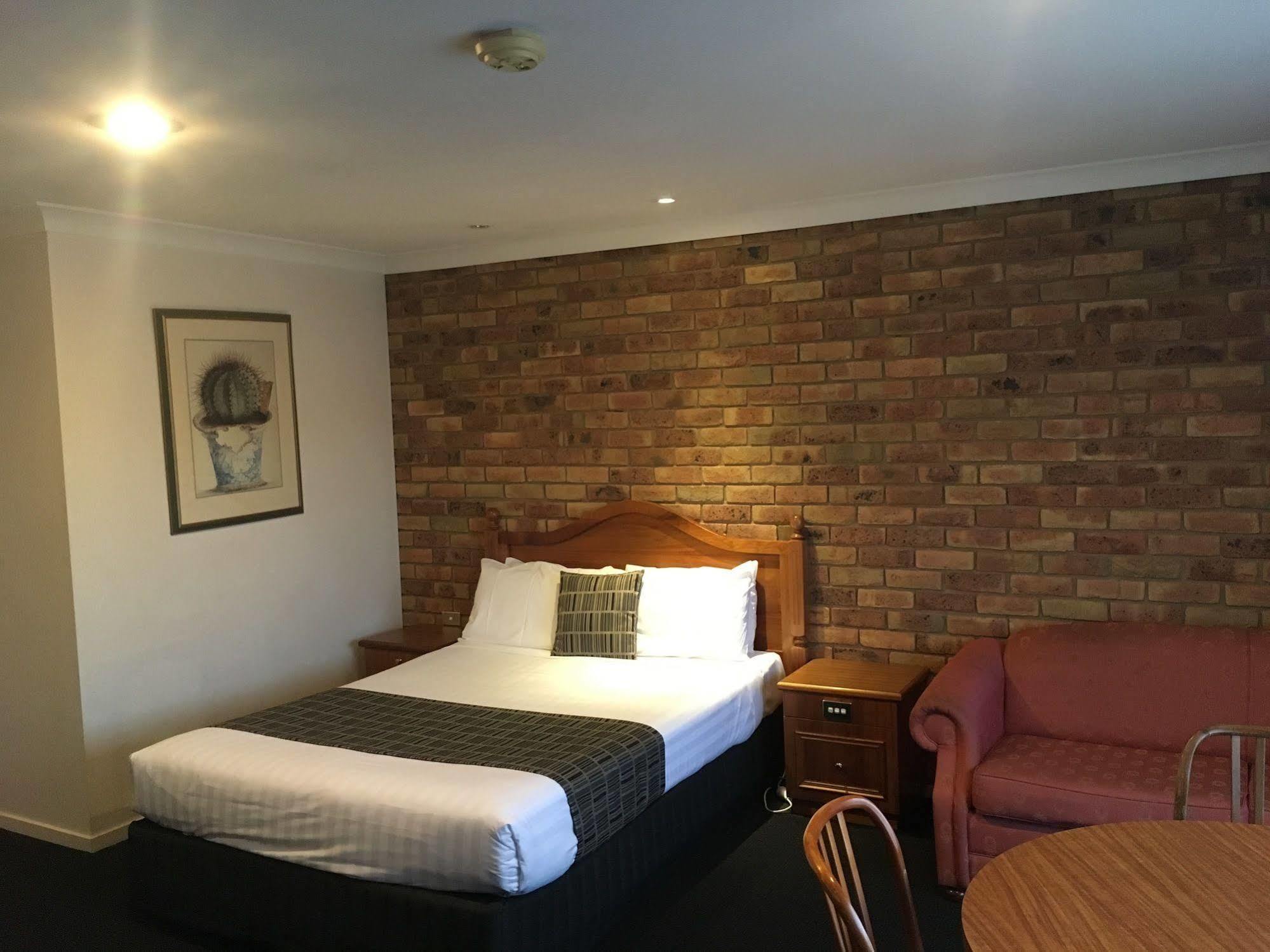 Best Western Ambassador Motor Inn & Apartments Wagga Wagga Kültér fotó