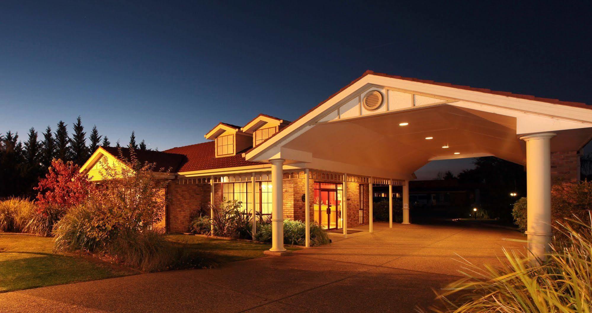 Best Western Ambassador Motor Inn & Apartments Wagga Wagga Kültér fotó