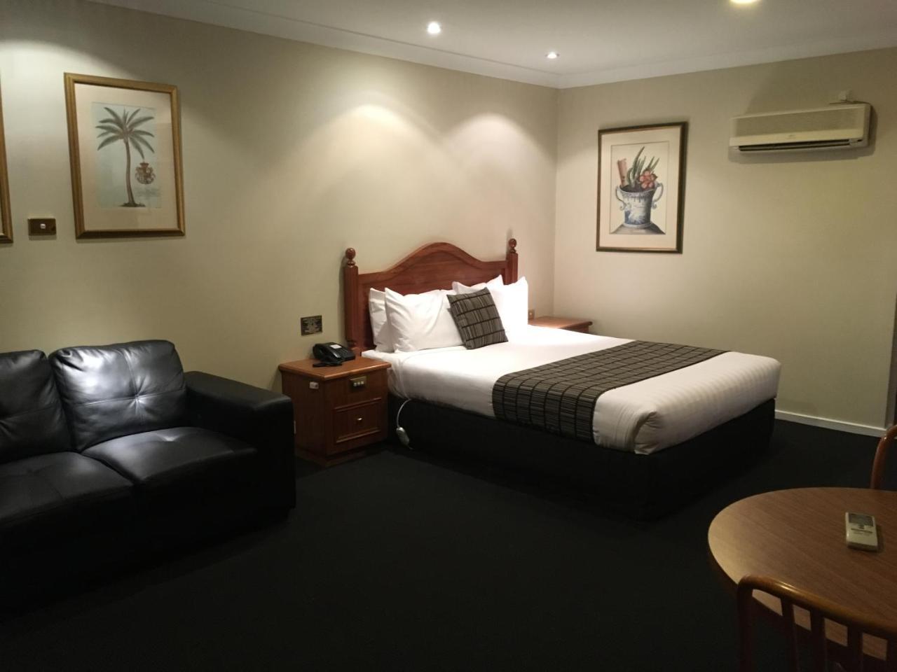 Best Western Ambassador Motor Inn & Apartments Wagga Wagga Kültér fotó